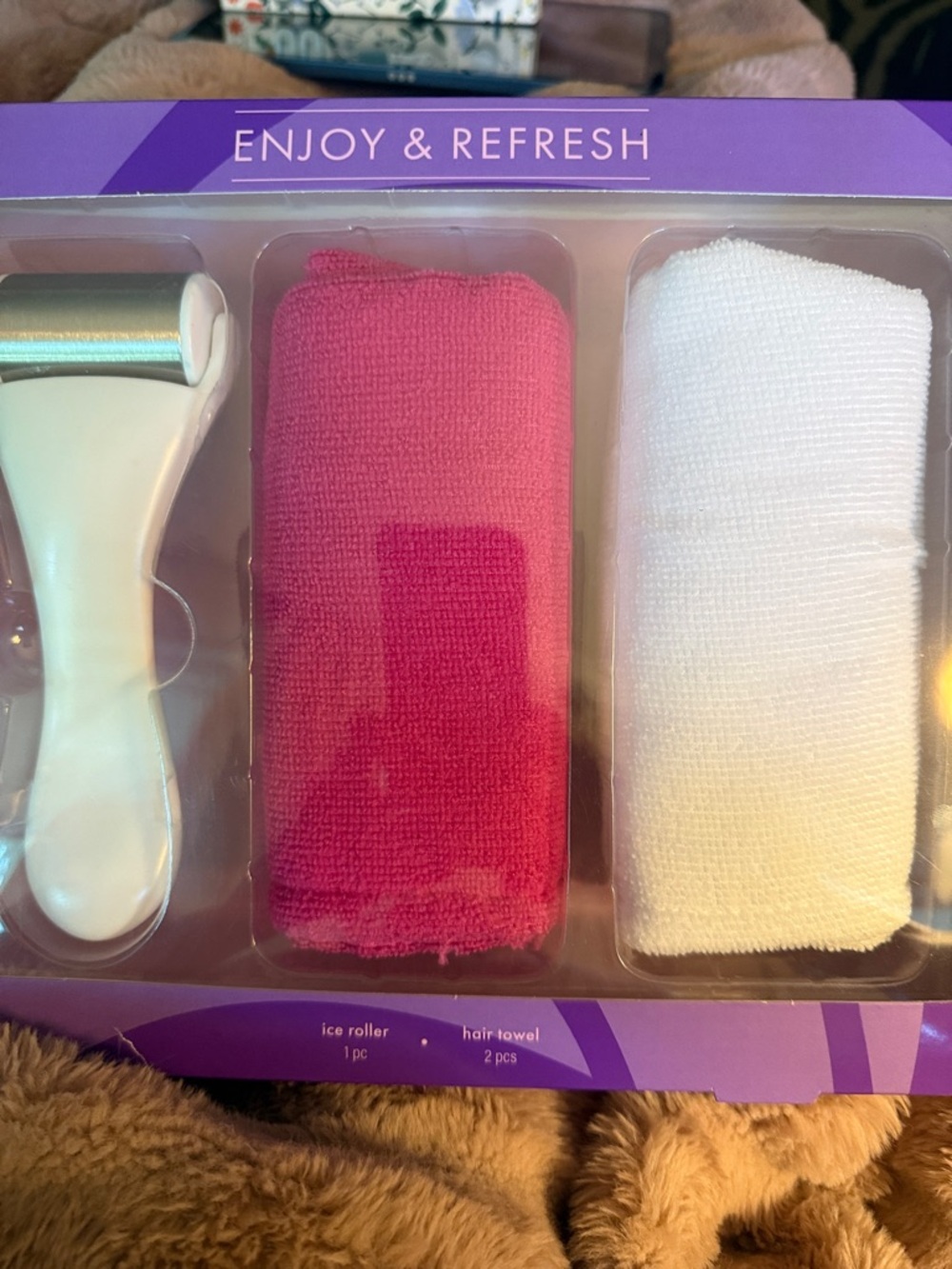 Hair Towels with Ice Roller Enjoy & Refresh Pink and White Hair Towels